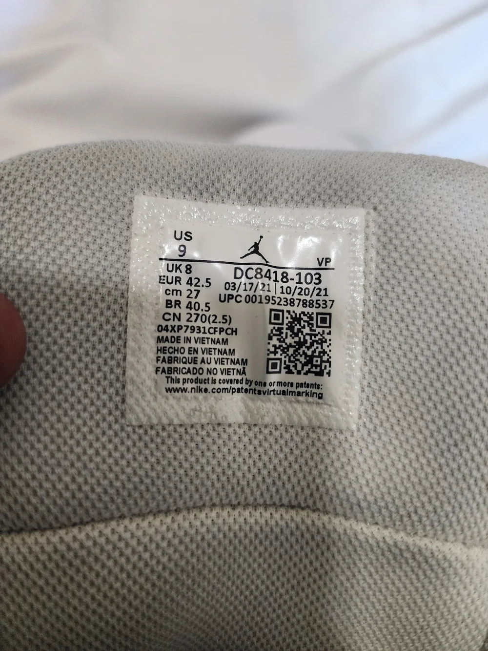 Jordan Men's White and Gray  